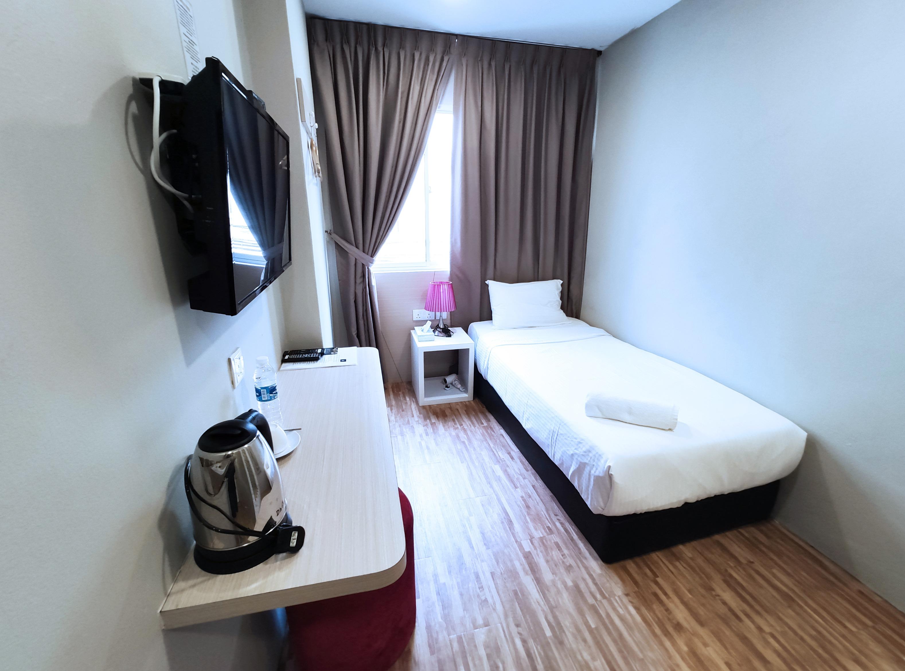 Princess Hotel Pontian Pontian Kecil Exterior foto